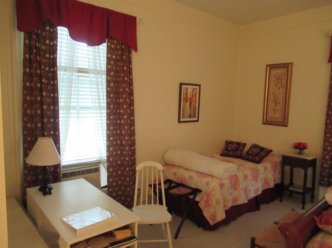 Chapin Park Bed and Breakfast主图