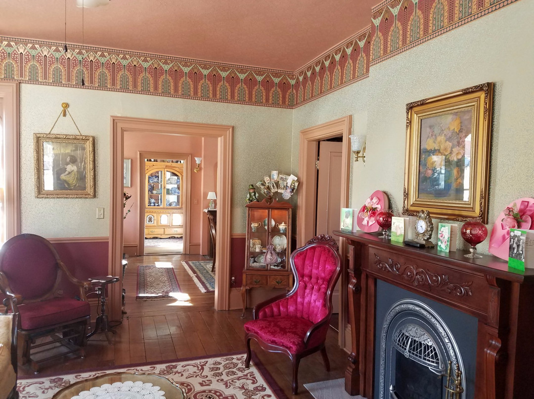 James A. Thompson House Bed & Breakfast主图