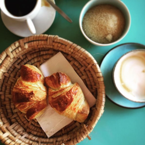 鱼角餐馆和美食-C'est La Vie