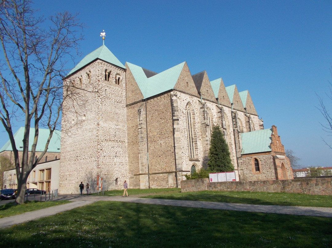 Katholische Universitaetskirche Sankt Petri-马格德堡必去景点