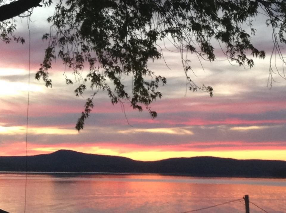 Temiscouata-sur-le-Lac酒店住宿-Motel Royal