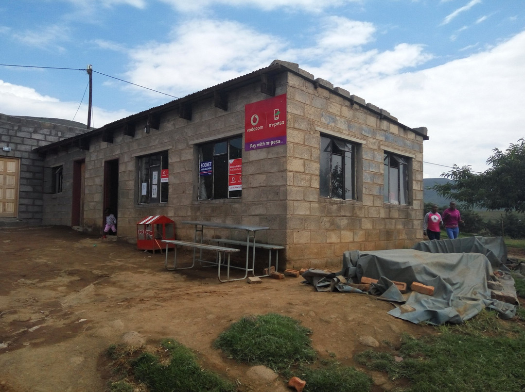 Bokong餐馆和美食-Putsoa Setene