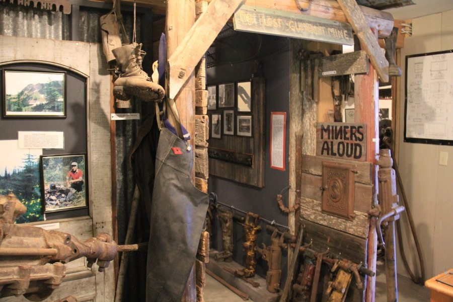 Kootenay Star Museum景点图片