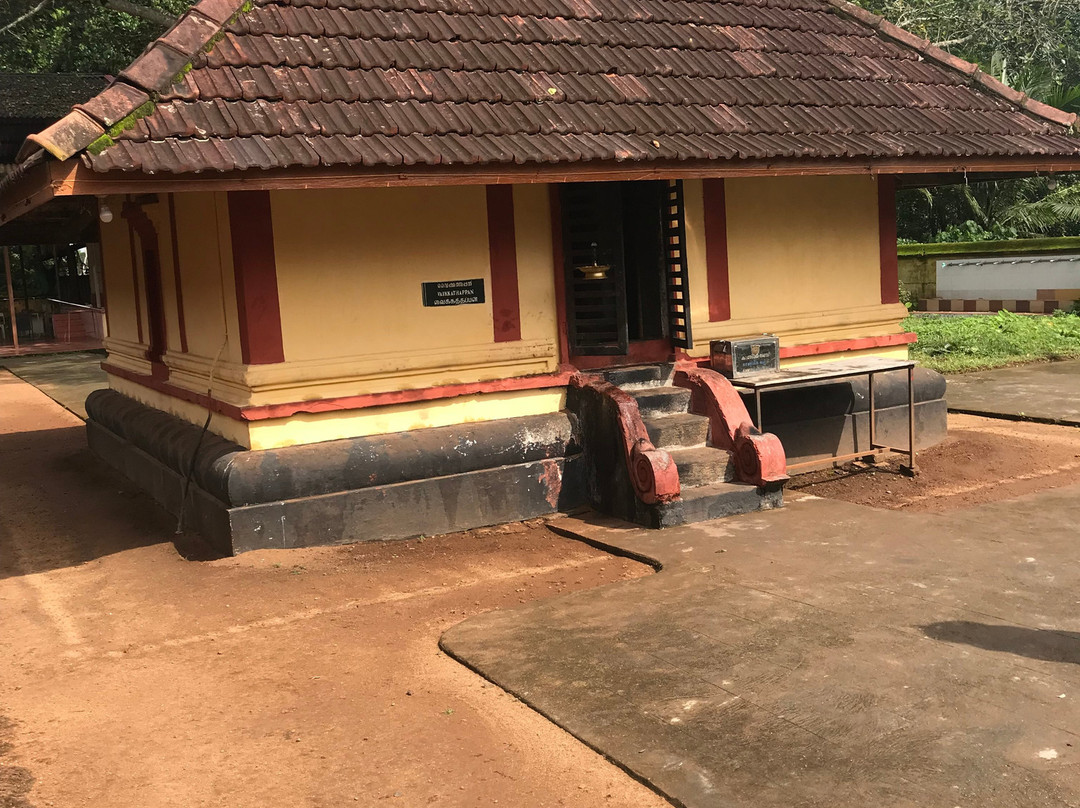 Kaduthuruthy Shiva Temple-柯钦必去景点