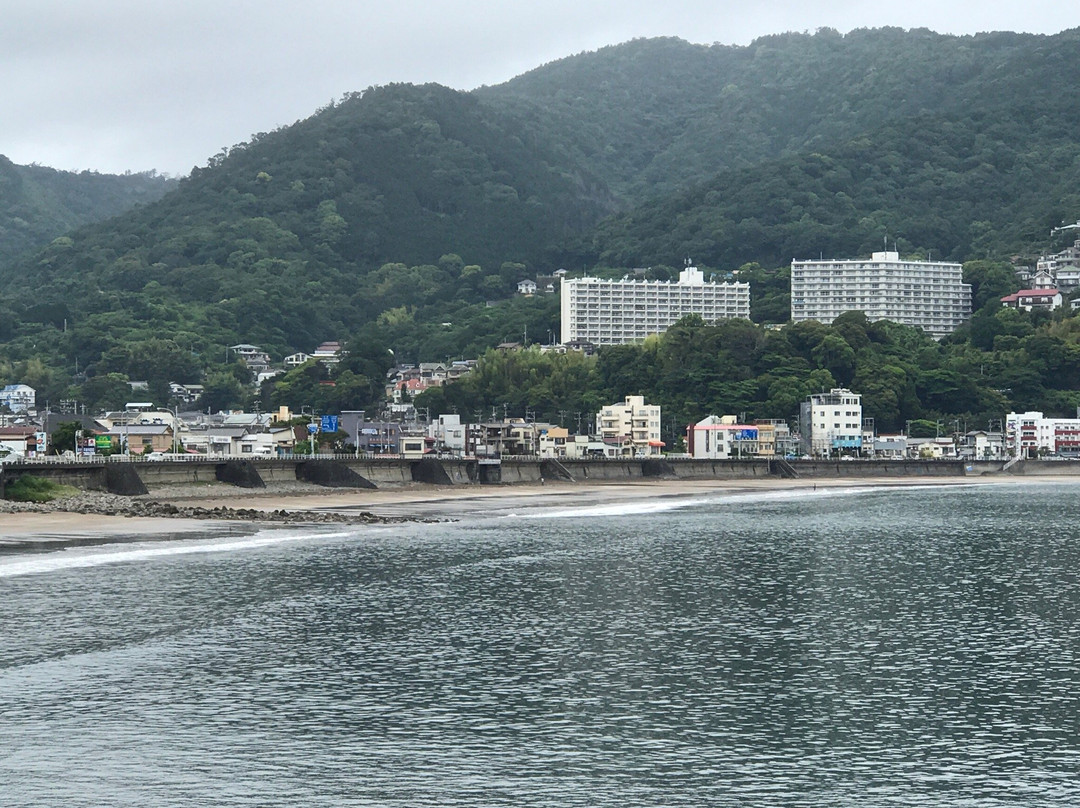 Usami Beach景点图片