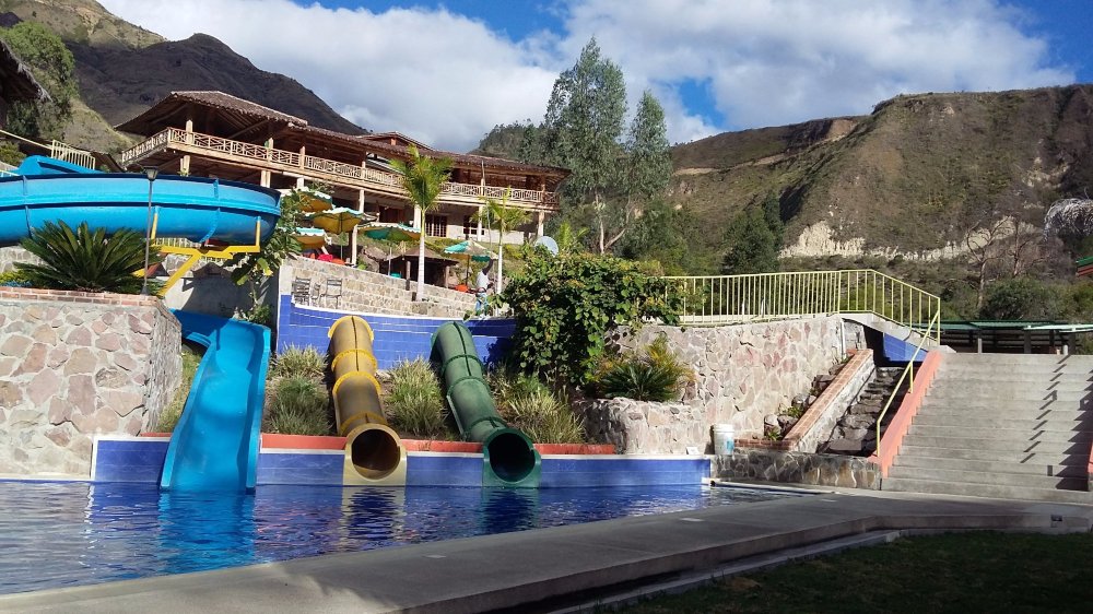 Centro Campestre Mawá-泳池