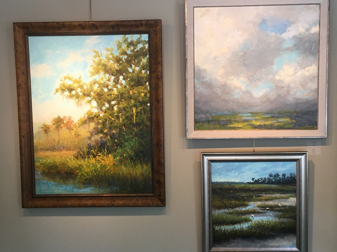 Four Corners Gallery and Fine Framing-布拉夫顿必去景点