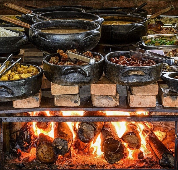 Espirito Santo Do Pinhal餐馆和美食-Restaurante Celeiro