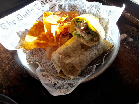 Crave Gastropub主图