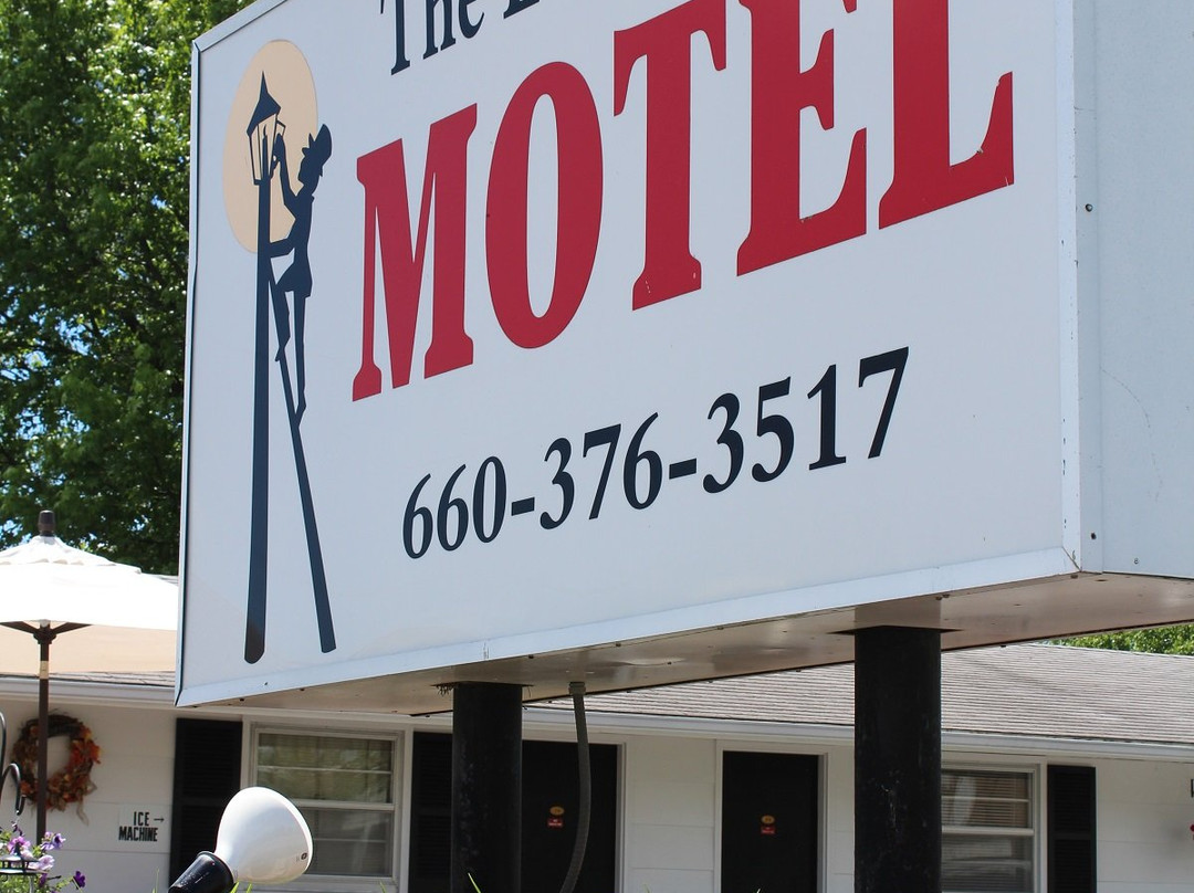 Lamplighter Motel主图