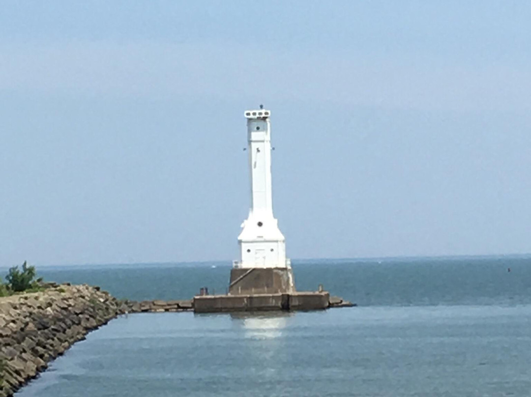 Huron Harbor and Pier-Huron必去景点