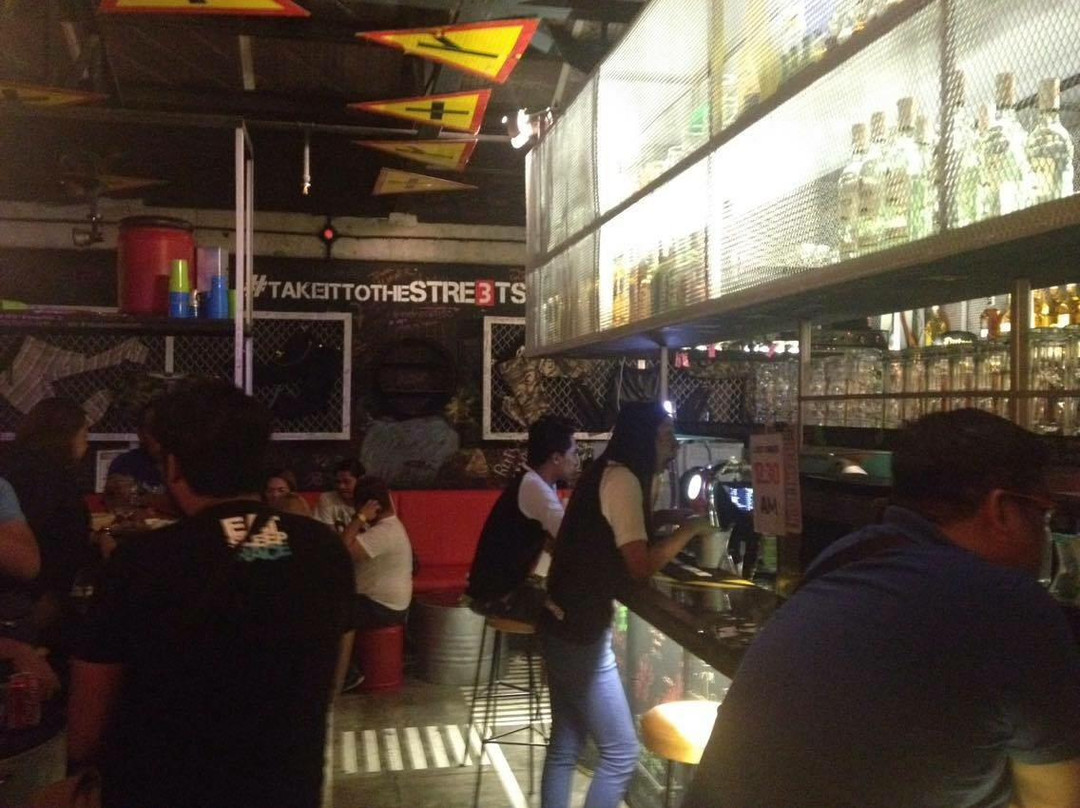 Stre3ts Urban Lifestyle Pub-达沃必去景点