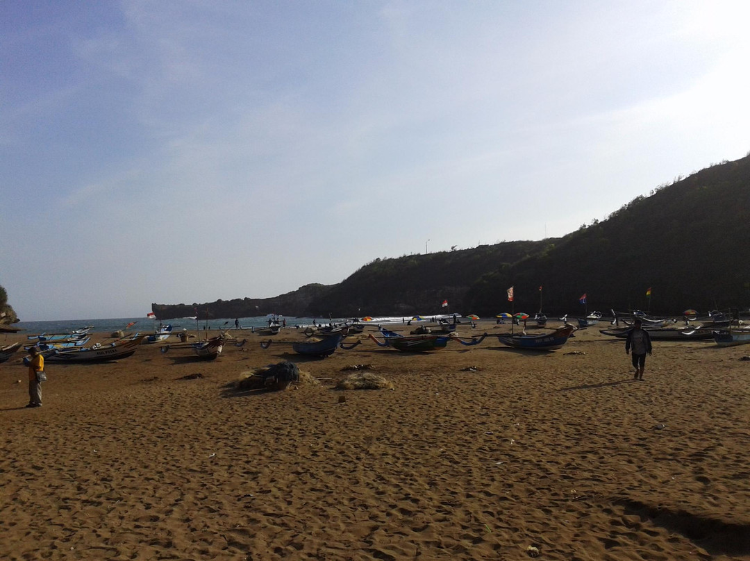 Baron Wetan Beach景点图片