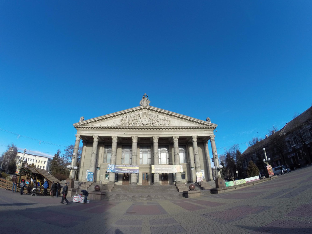 Academic Drama Theatre of Taras Shevchenko-Ternopil必去景点