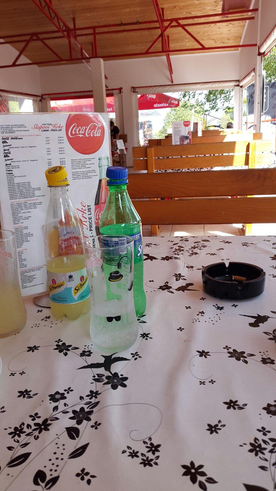 Guest Accommodation Slapovi Krke-餐饮