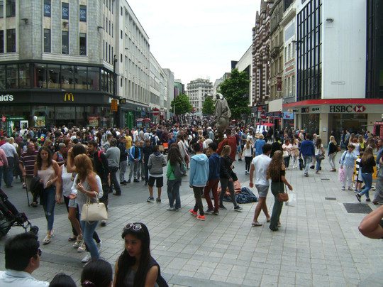 Queen Square Travel Centre-利物浦必去景点