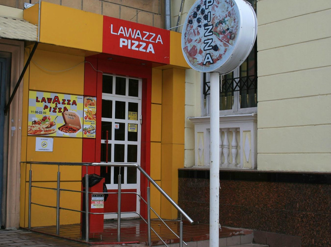 Lavatstsa-Pizza