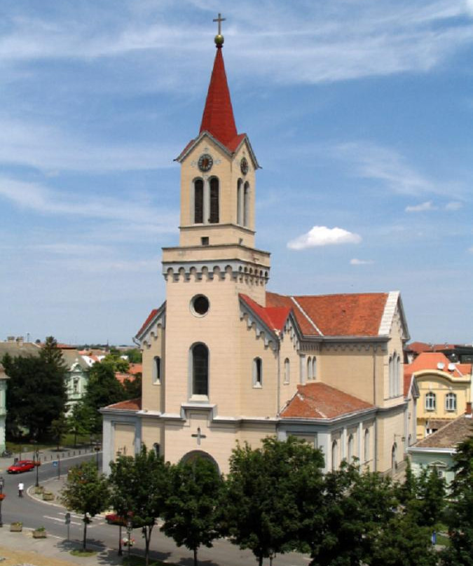 Zrenjanin Catholic Cathedral景点图片