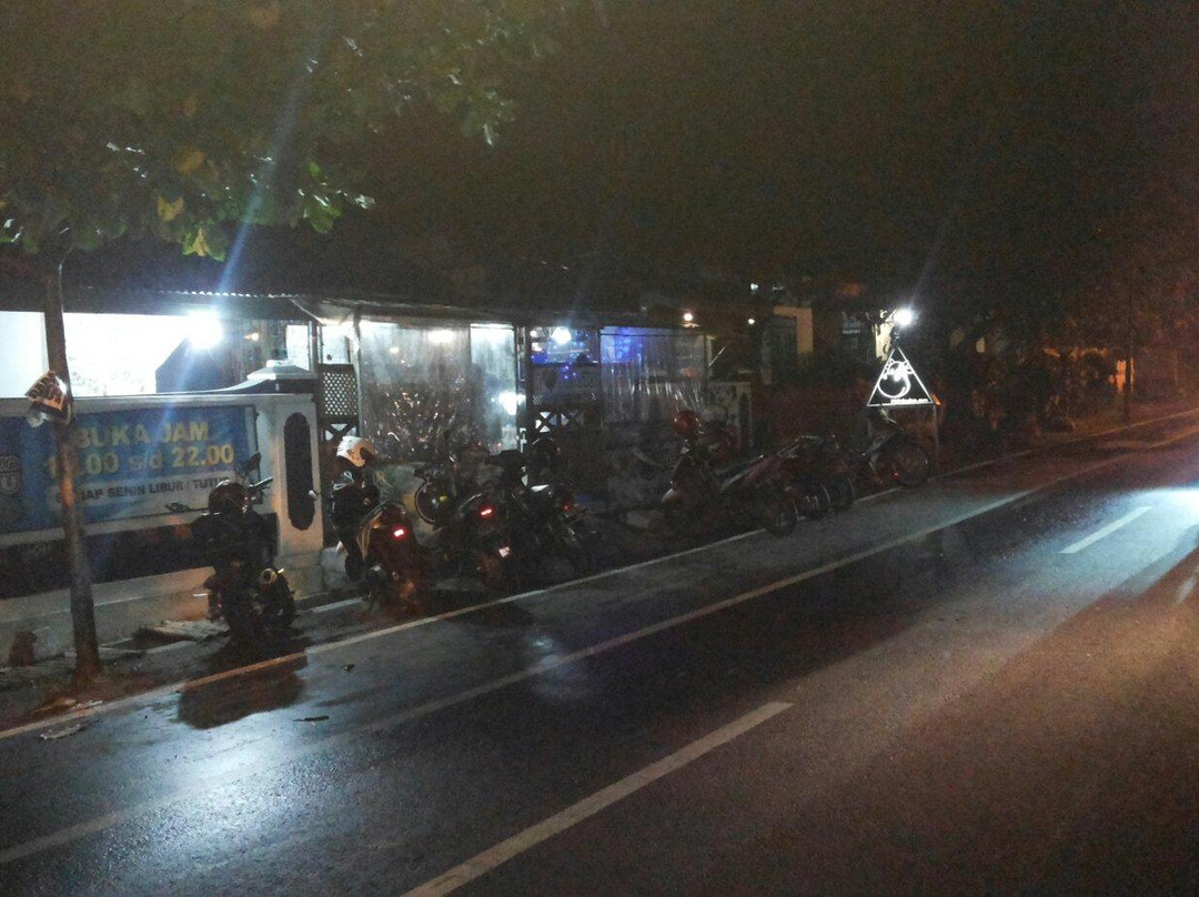 Kopeng餐馆和美食-Stasiun Susu Salatiga