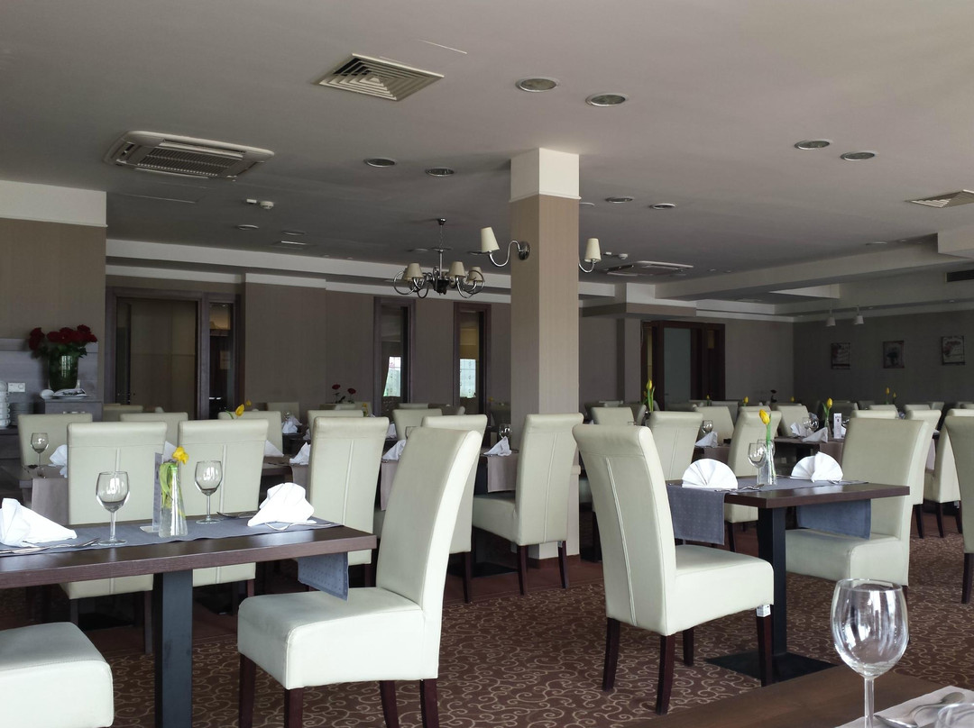 Rosiejow酒店住宿-Dosłońce Resort Wellness & Farm