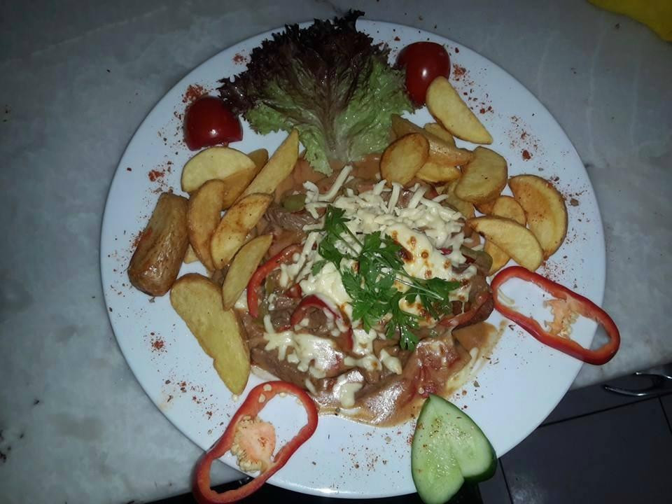 Lost Cafe & Restaurant