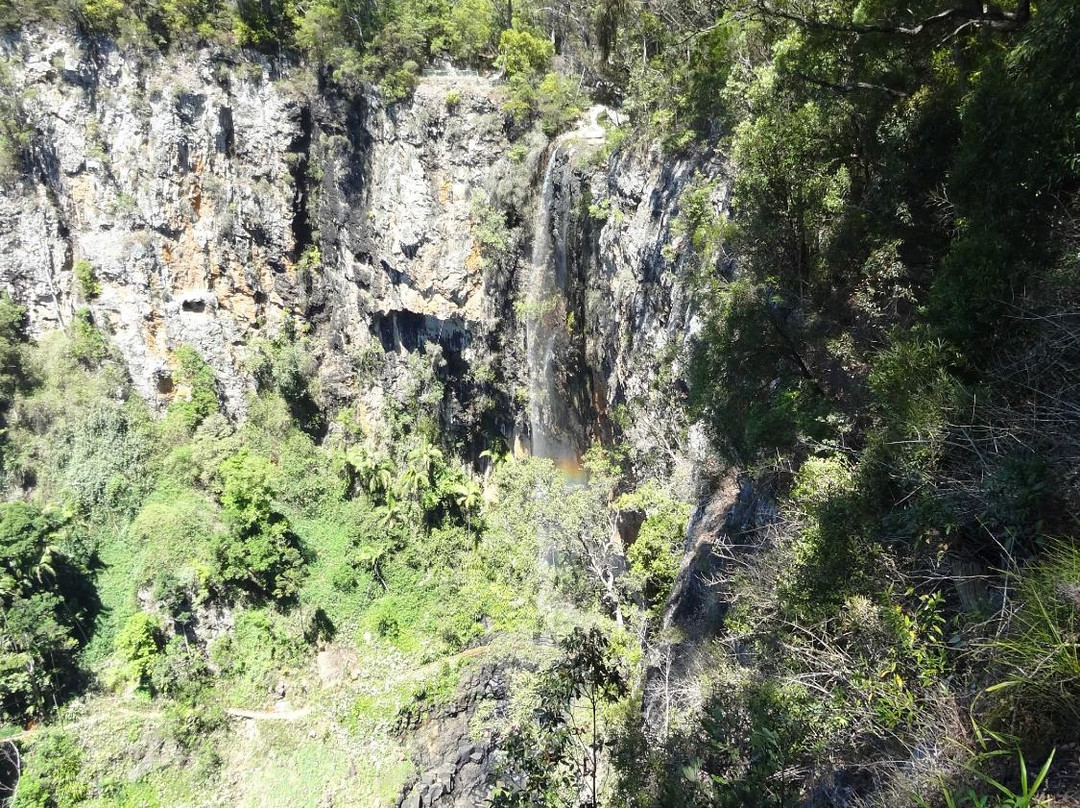 Purling Brook Falls景点图片
