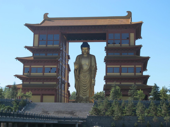 危山兵马俑-济南市必去景点