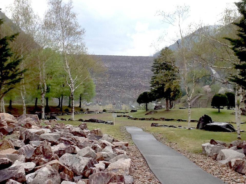 MIBORO Dam Side Park MIBORO Electricity Museum/Shokawa Zakura Memorial-白川村必去景点