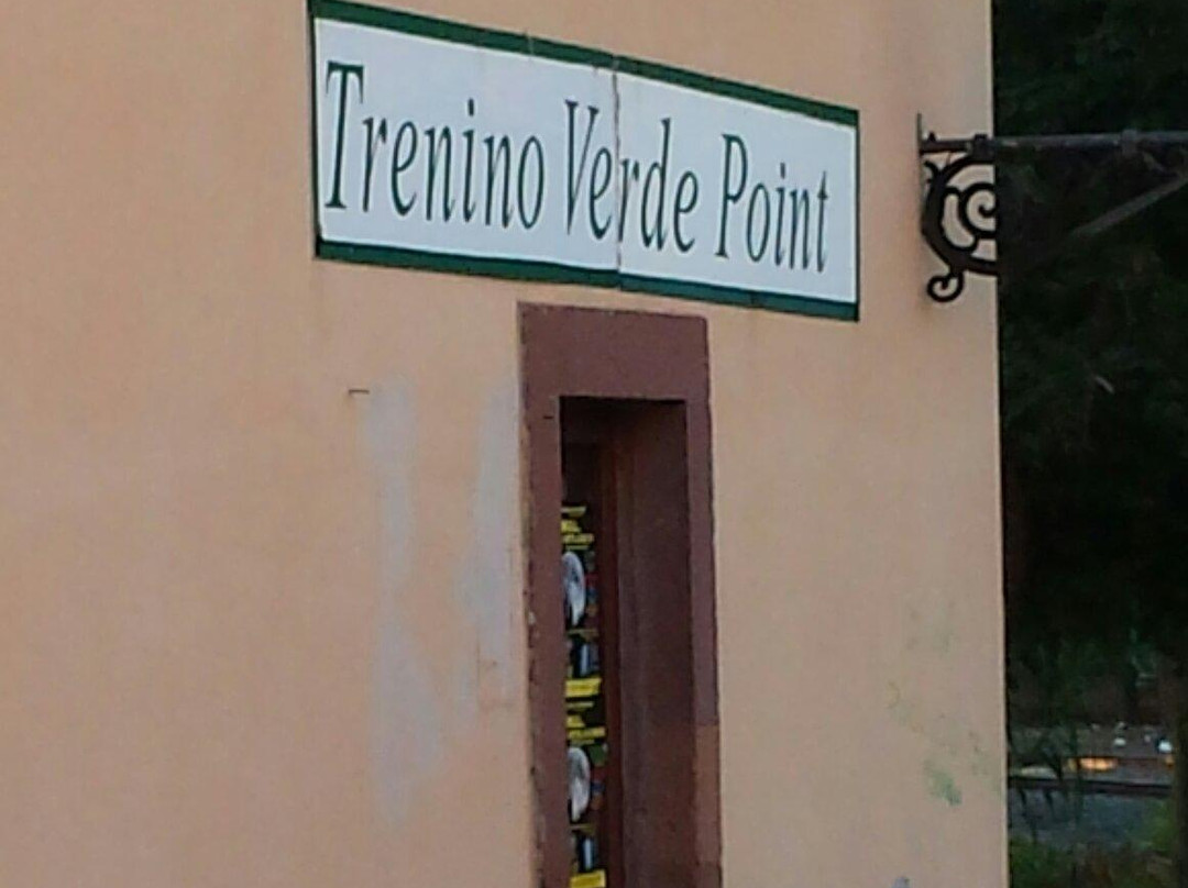 Il Trenino Verde-博萨必去景点