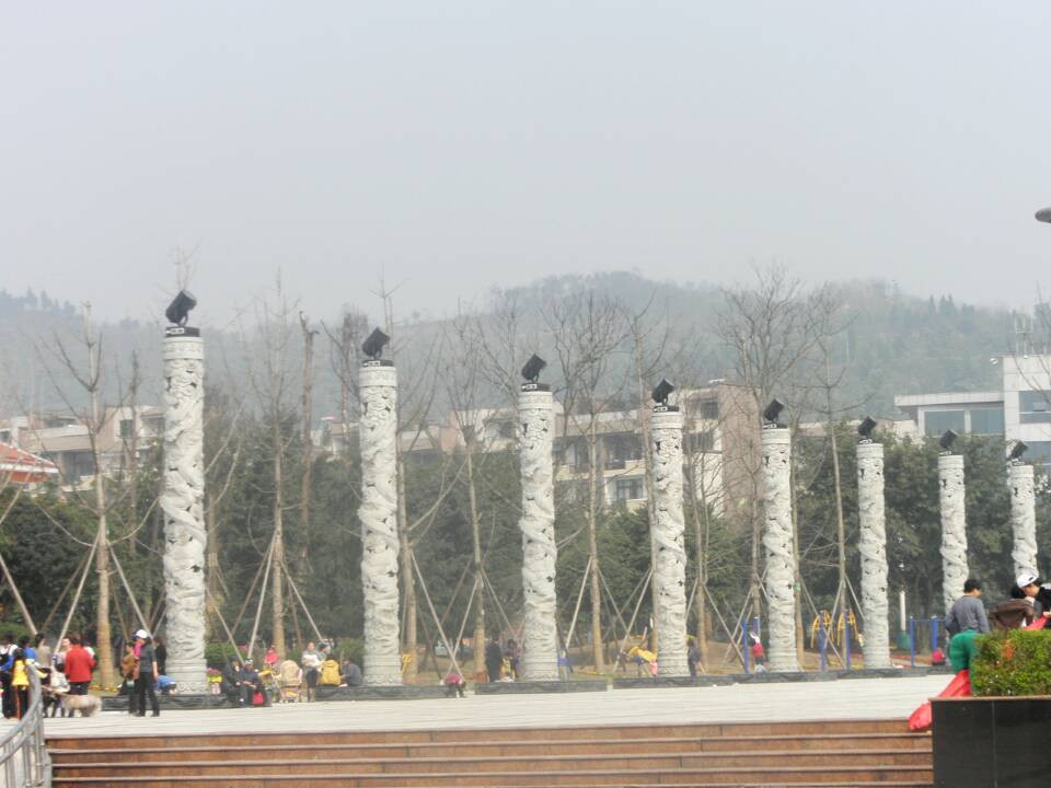 重庆宏声商业广场-重庆市必去景点