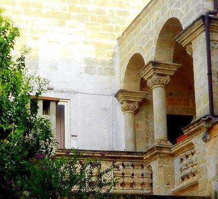 Casa Canonica (ex Palazzo Massari - Tarentini)-Maruggio必去景点