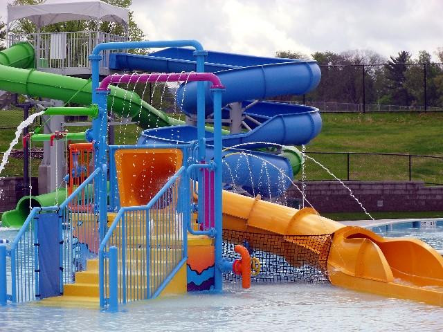 William Welch Community Pool景点图片