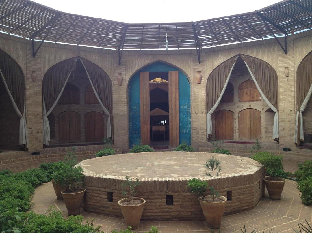 Zein-o-Din Caravanserai