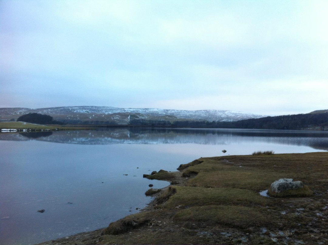 Malham Tarn景点图片