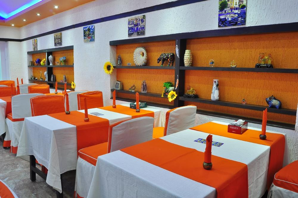 Royal Penguin Restaurant