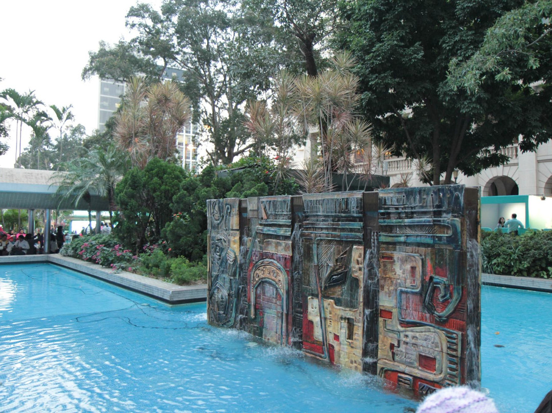 皇后像广场-香港必去景点