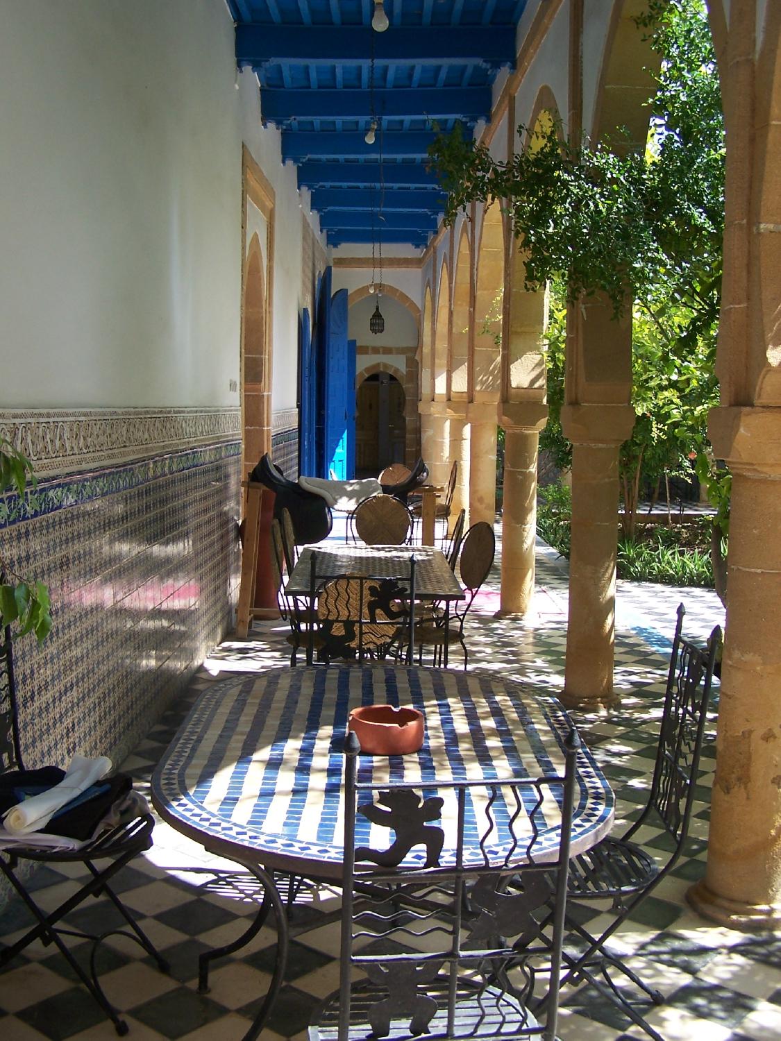 Riad Kalamalak-客卧