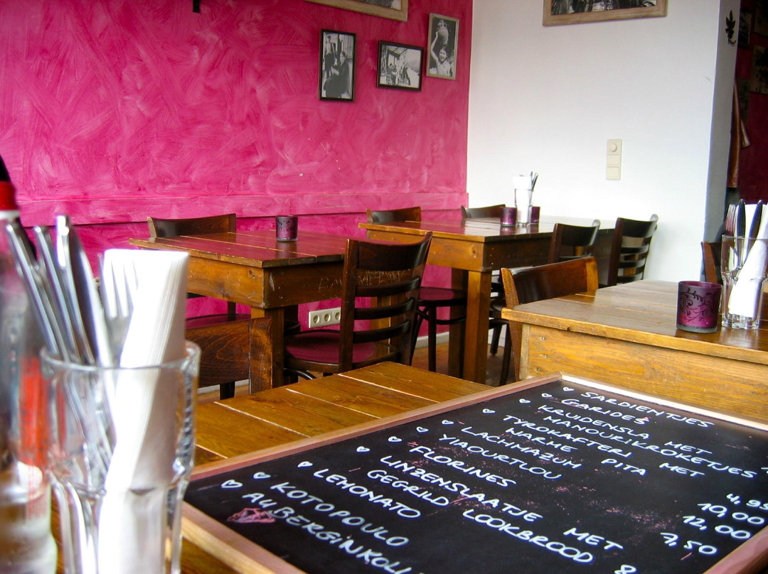 Mezze Café Varelli