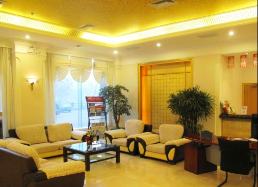 和平大酒店主图