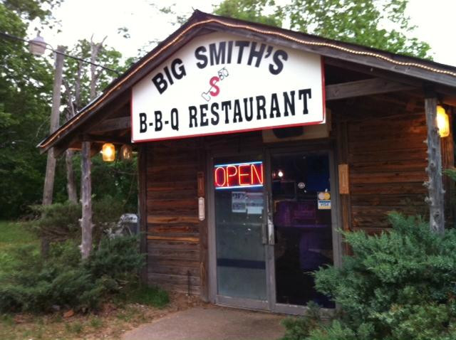 Bonanza餐馆和美食-Big Smith's Bar-B-Que & Catfish