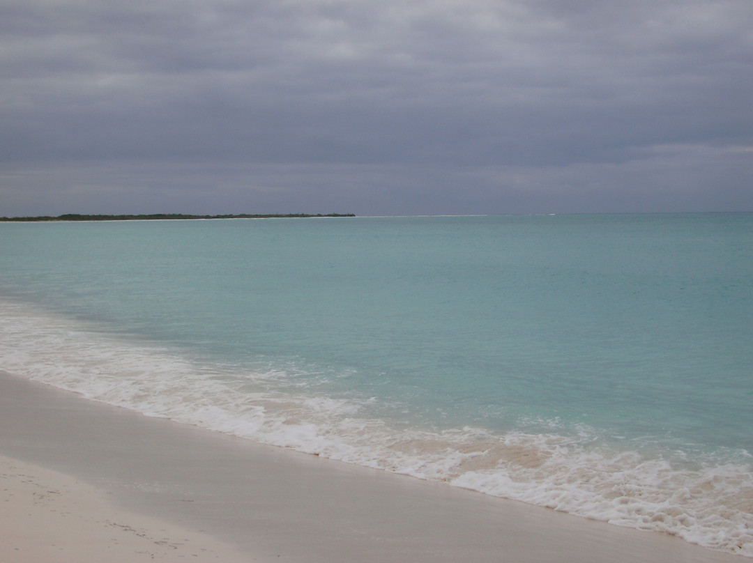 Sirena Beach景点图片