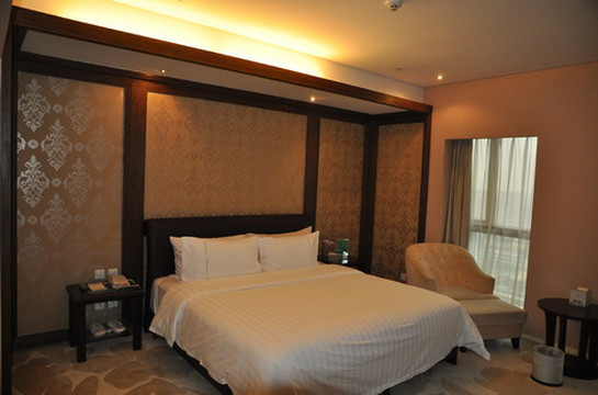 曼克顿酒店主图