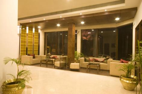 瓜廖尔丽晶酒店主图