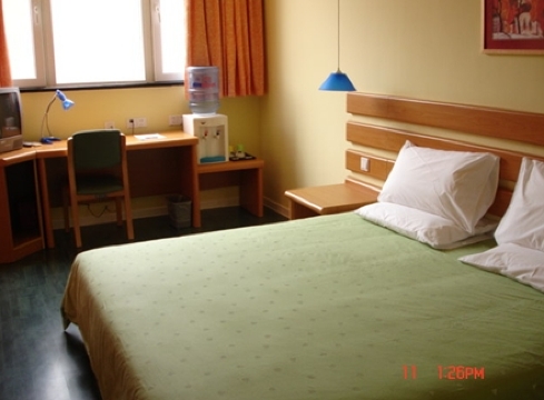 如家酒店·neo(西安西京医院胡家庙地铁站店)-客卧