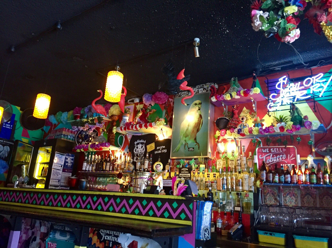 Windsor餐馆和美食-Yellow Bird Cafe