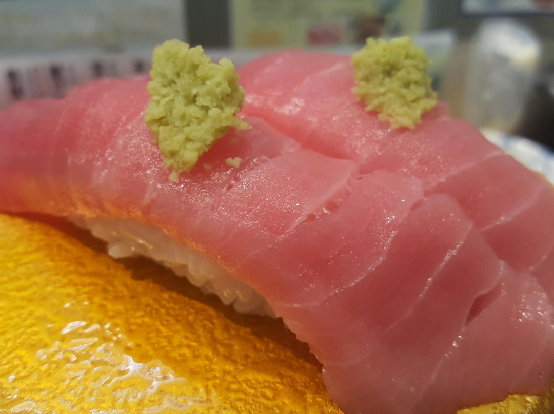 すし辰 三次店