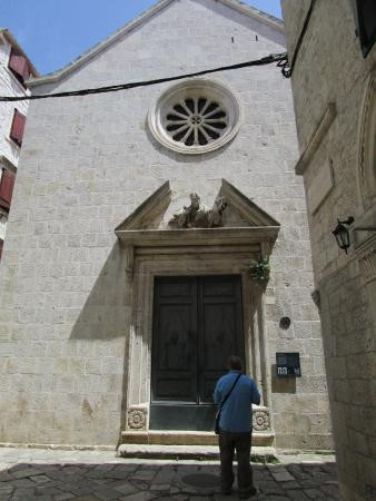 The Church of St. Peter景点图片