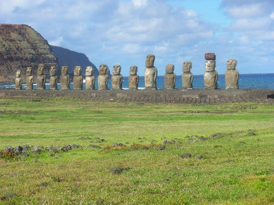 阿胡通伽利基-复活节岛必去景点
