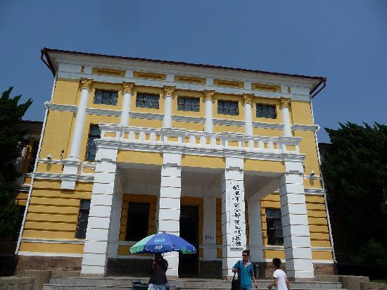 Gallery 4
