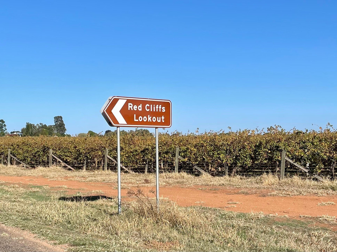 Red Cliffs Lookout-Red Cliffs必去景点